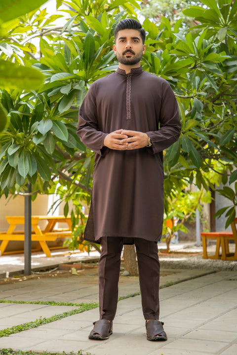 Latest Maroon Design Shalwar Kameez Pakistan