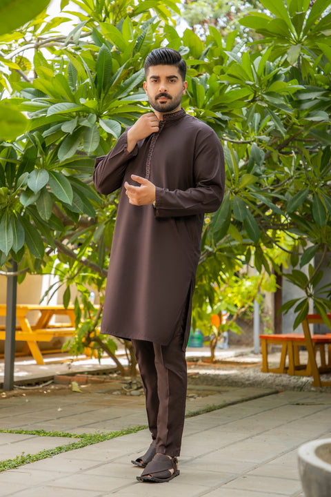 Latest Maroon Design Shalwar Kameez Pakistan