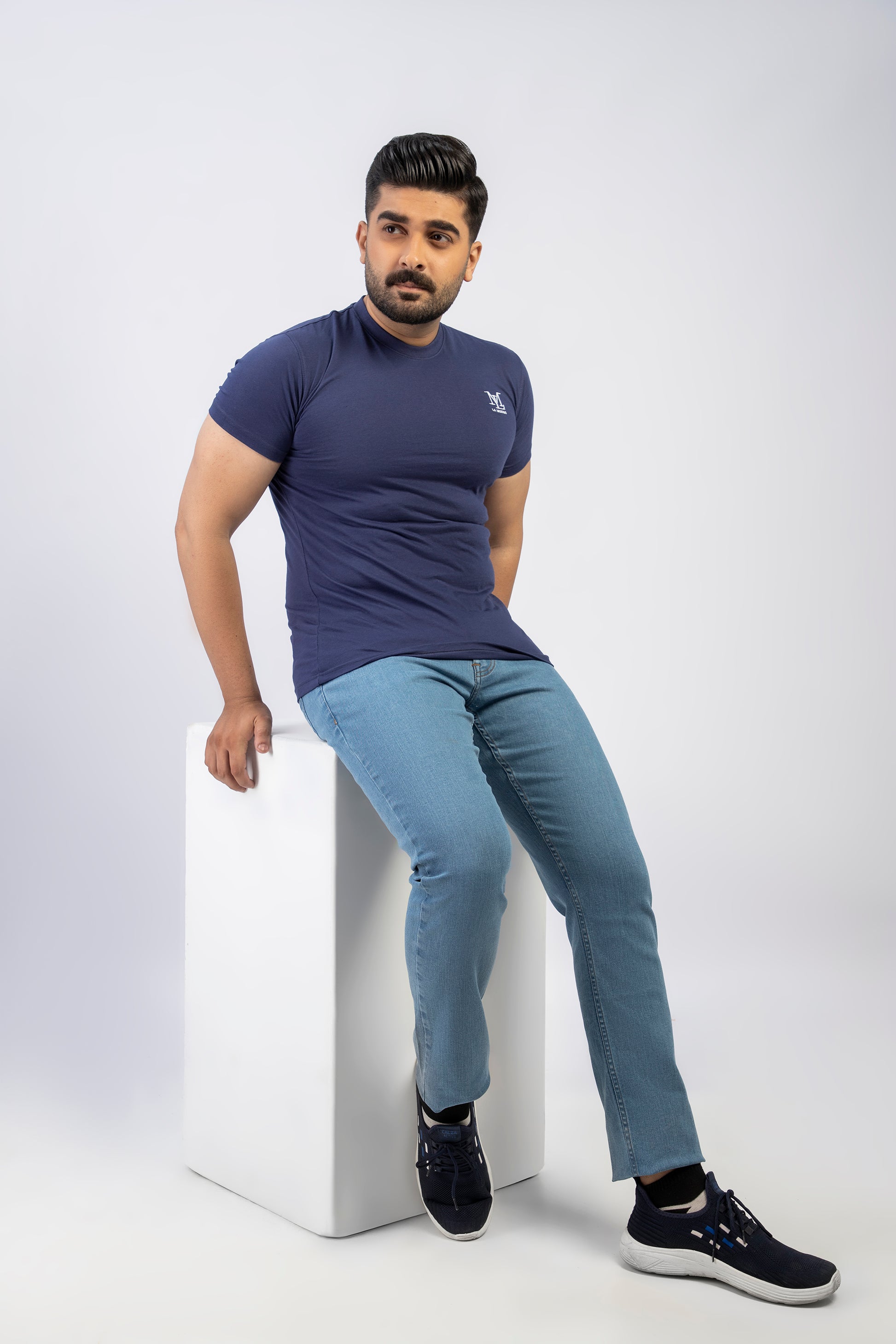 Latest Navy Blue Round Neck Plan t-shirt Pakistan