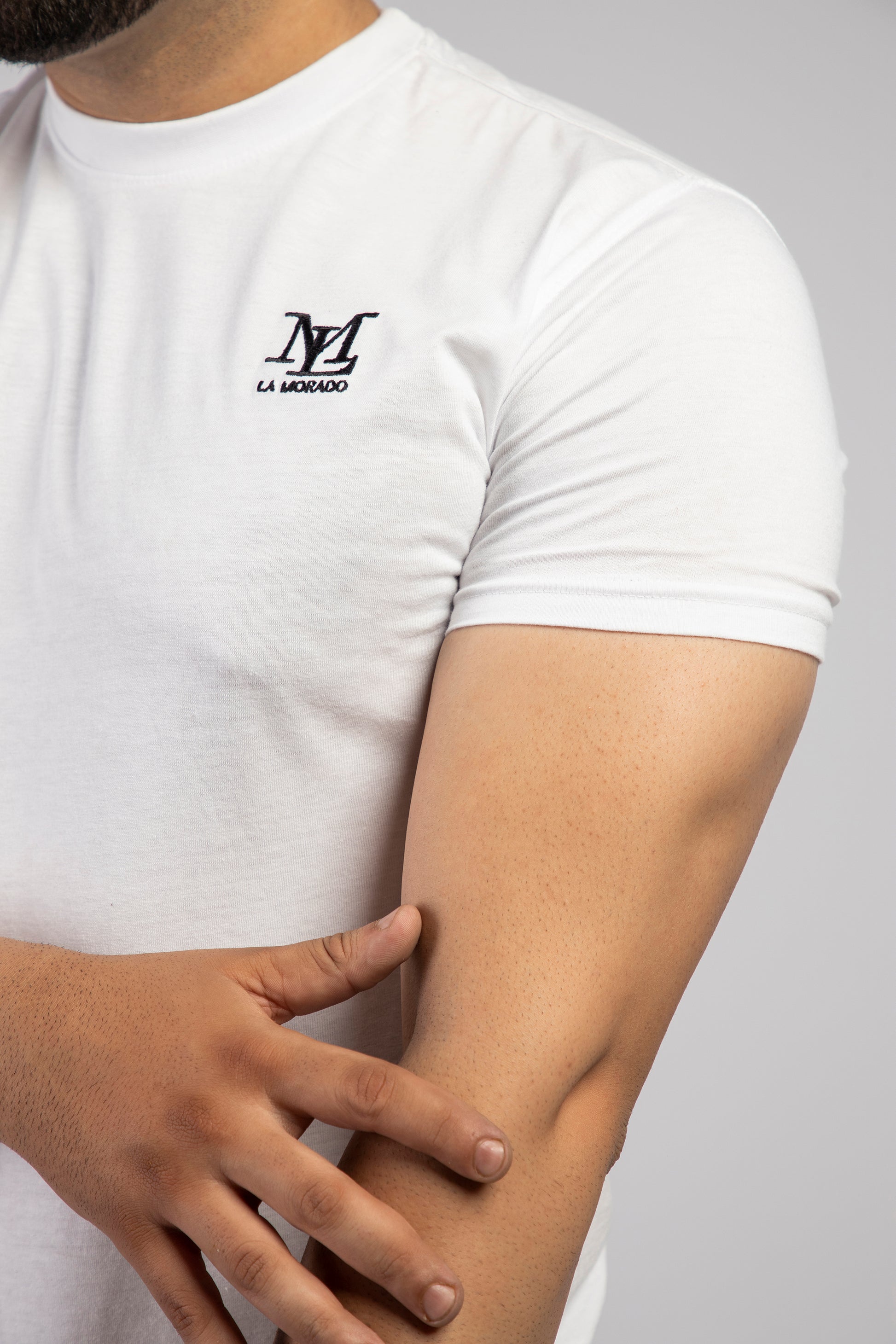 Latest White Round Neck Plan t-shirt Pakistan