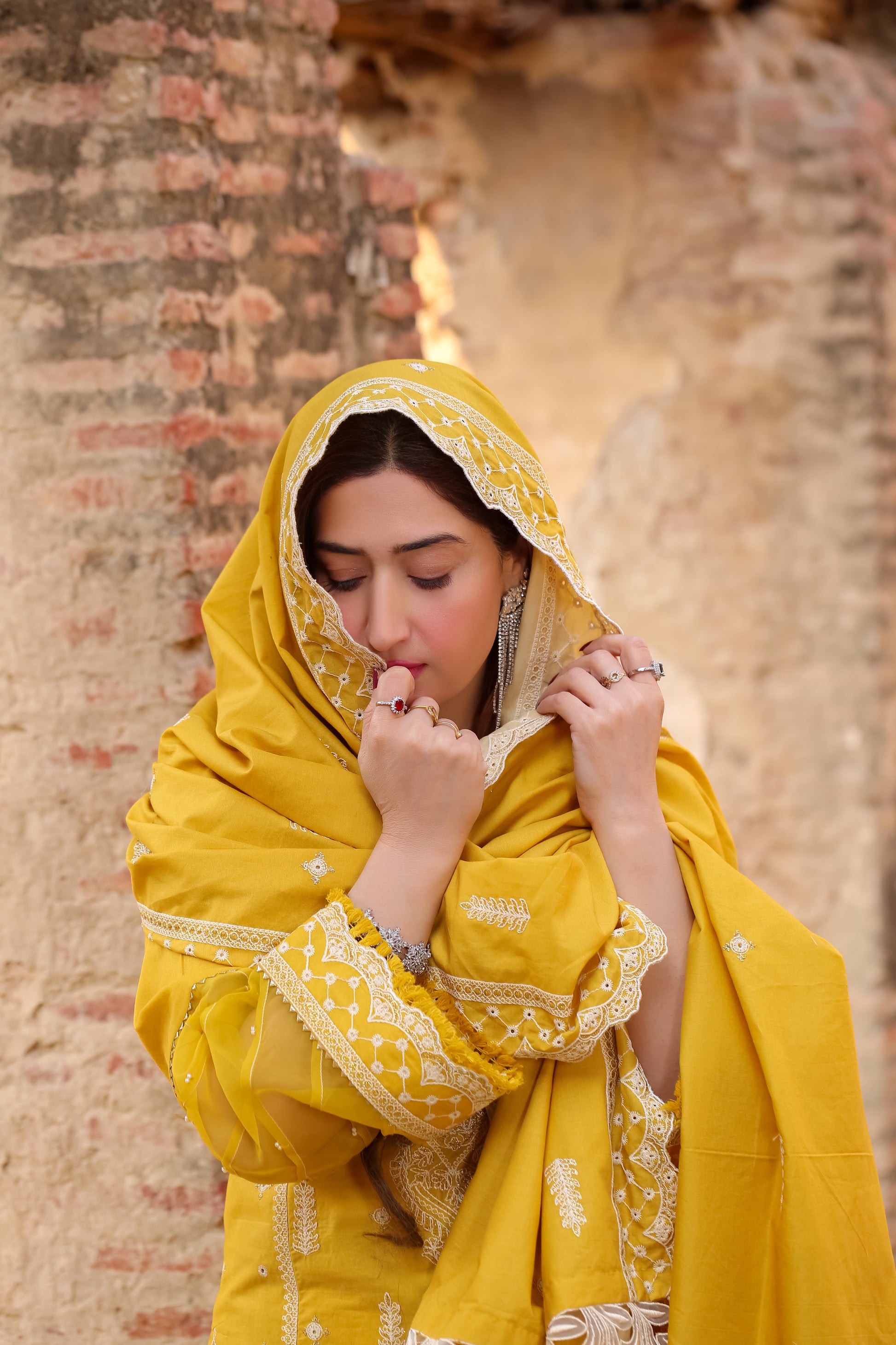 Saadia Ahmed LWSU-25CK306 ChikanKari Mustard Shawl with Intricate Embroidery for Elegant Look
