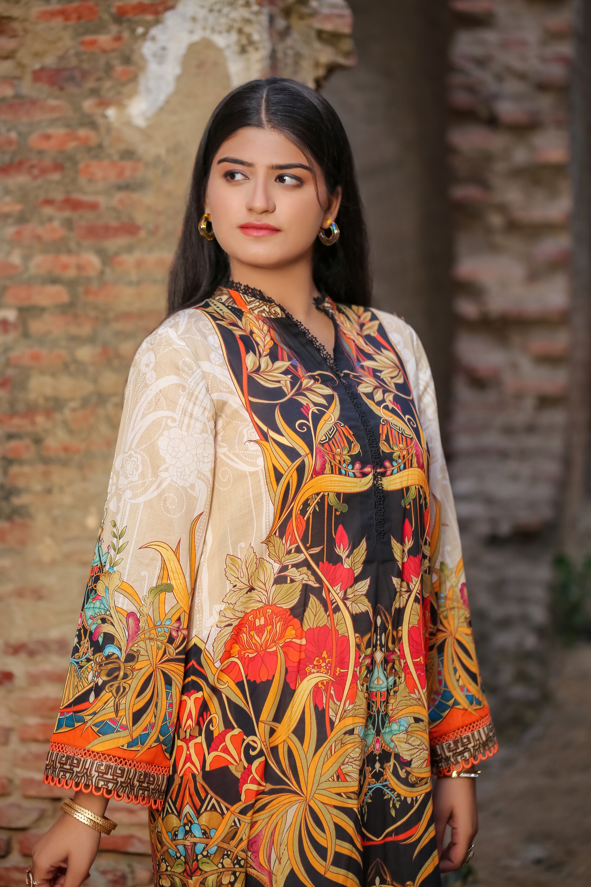 Saadia Ahmed LWSU-25P204 2-Pcs Printed Lawn featuring vibrant floral patterns and elegant design